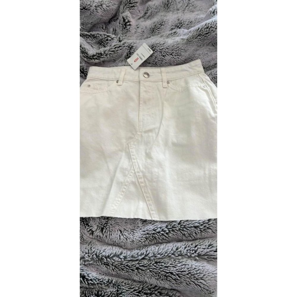 New Size 2 Womens White Jean Skirt